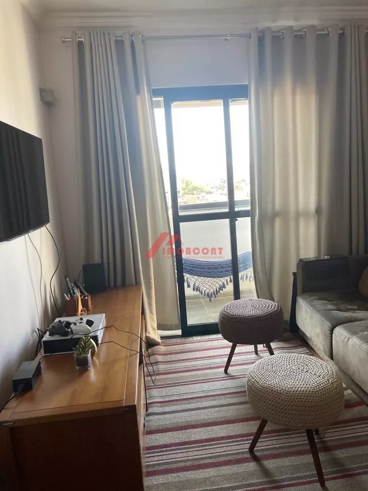 Apartamento à venda com 3 quartos, 80m² - Foto 2