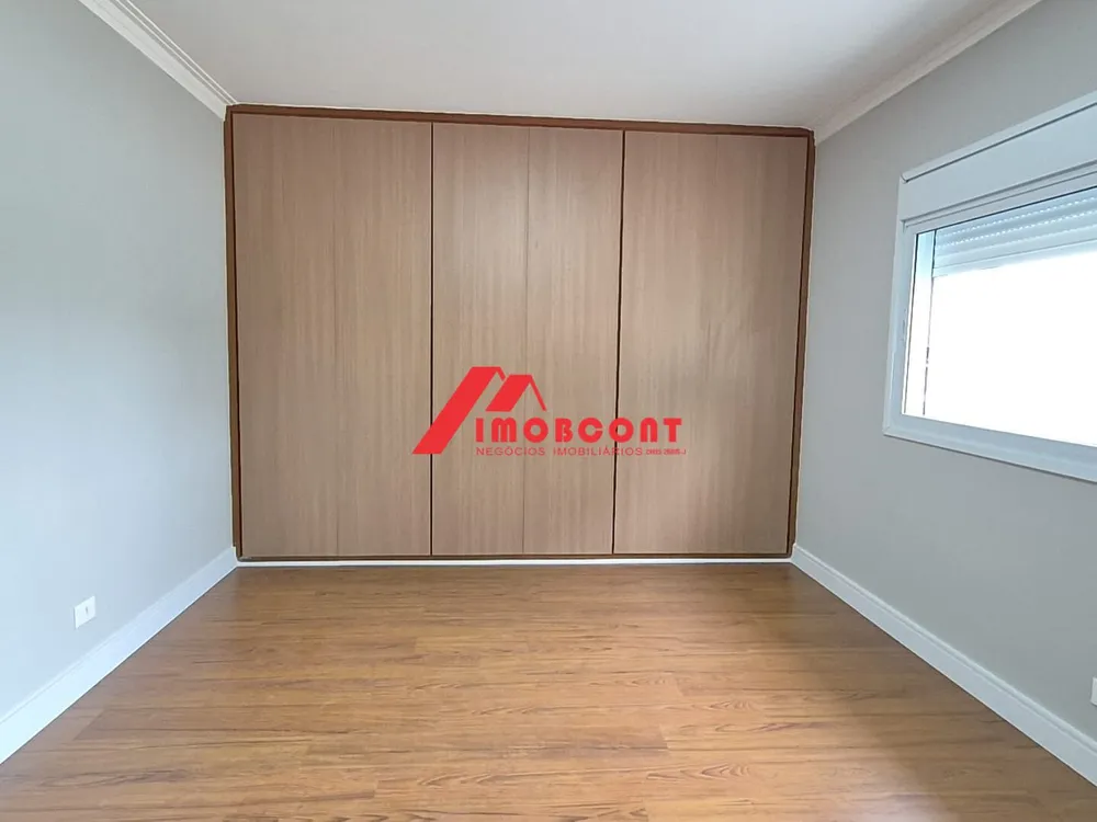 Sobrado, 4 quartos, 236 m² - Foto 2