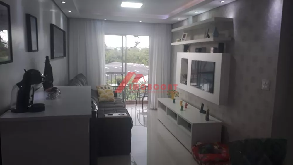 Apartamento à venda com 2 quartos, 68m² - Foto 2