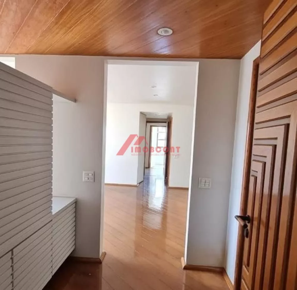 Apartamento à venda com 3 quartos, 170m² - Foto 8