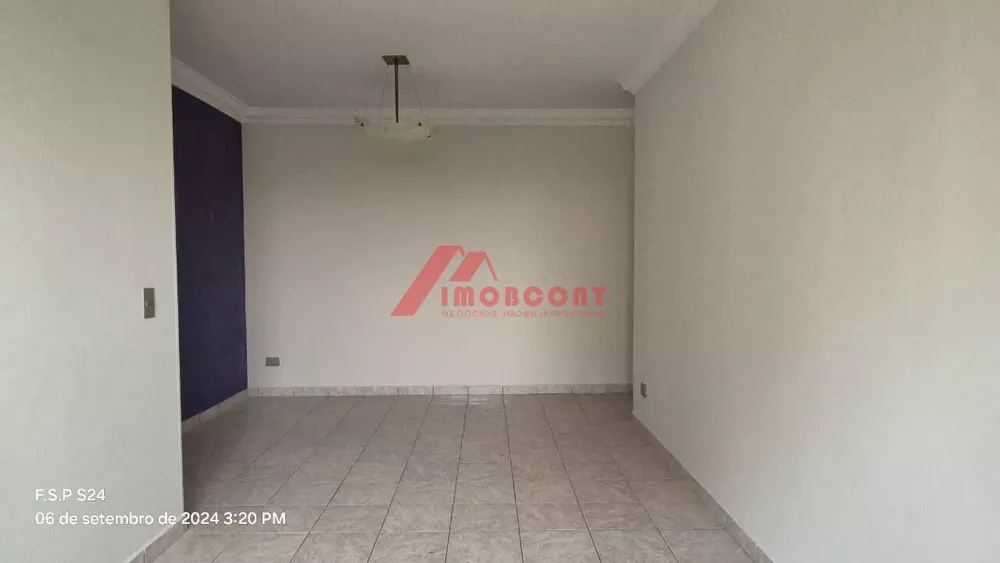 Apartamento à venda com 2 quartos, 58m² - Foto 3