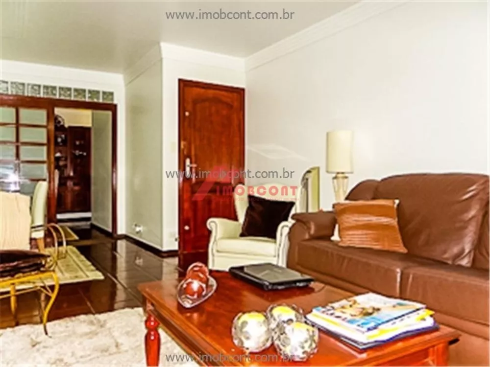 Apartamento à venda com 3 quartos, 137m² - Foto 3