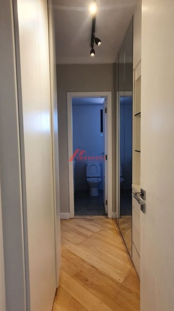 Apartamento para alugar com 4 quartos, 147m² - Foto 2