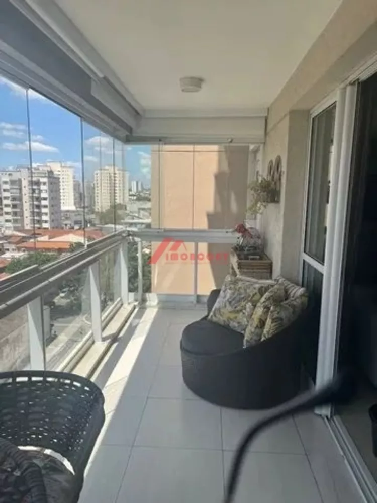 Apartamento à venda com 3 quartos, 141m² - Foto 2