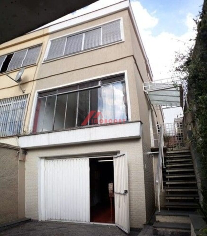 Sobrado, 4 quartos, 200 m² - Foto 1