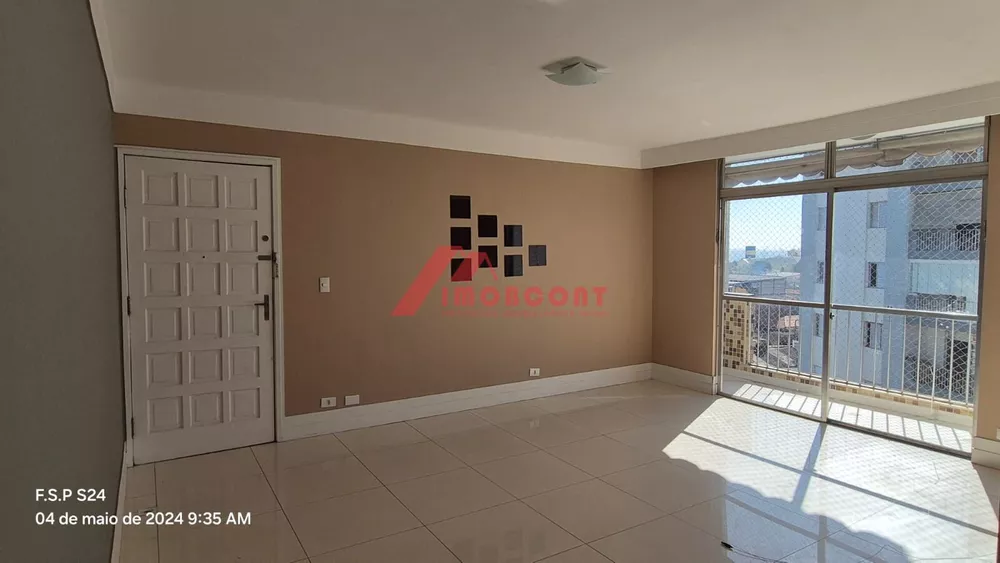 Apartamento à venda com 3 quartos, 80m² - Foto 1