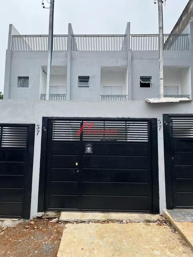 Sobrado à venda com 2 quartos, 140m² - Foto 1