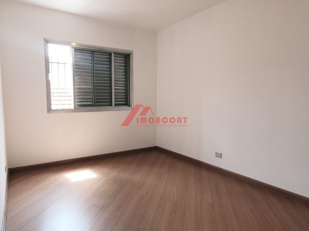 Sobrado à venda com 3 quartos, 180m² - Foto 3