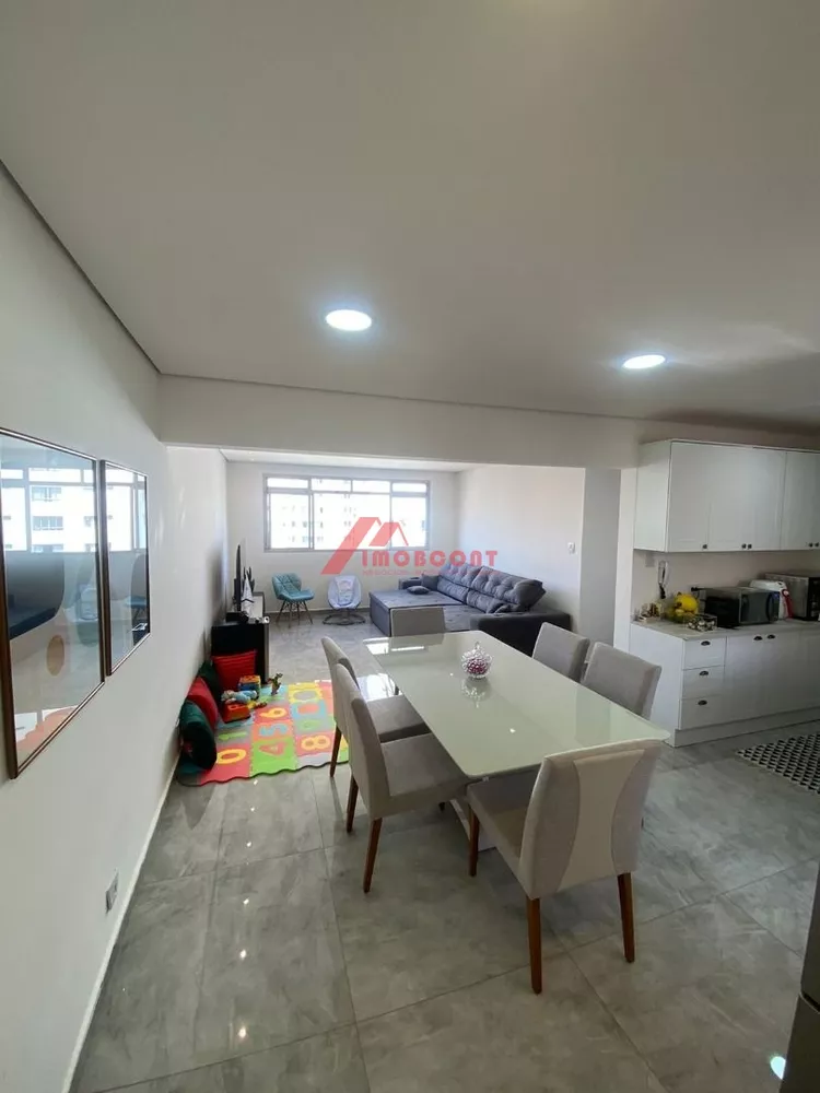 Apartamento à venda com 2 quartos, 74m² - Foto 1