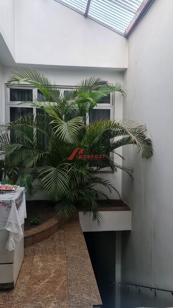 Casa, 4 quartos, 470 m² - Foto 1