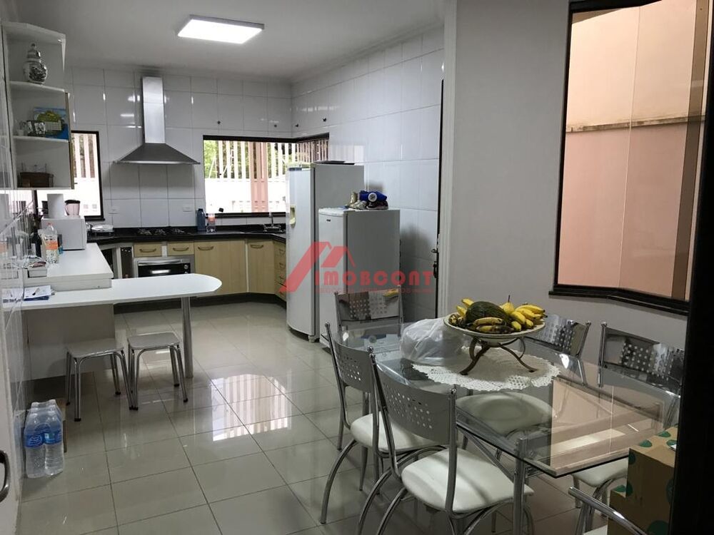 Sobrado, 3 quartos, 260 m² - Foto 1