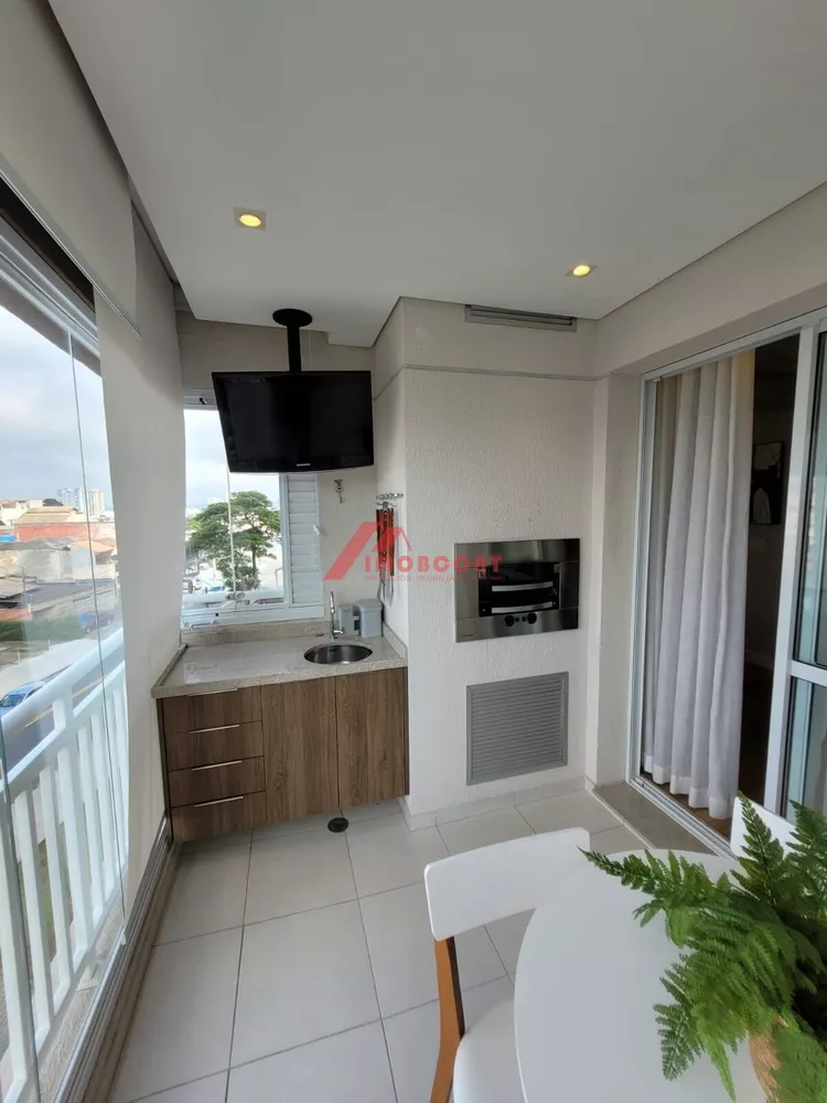 Apartamento à venda com 2 quartos, 75m² - Foto 1