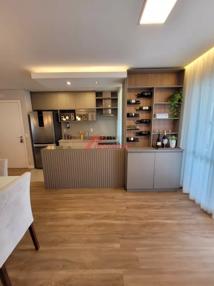 Apartamento à venda com 2 quartos, 75m² - Foto 6