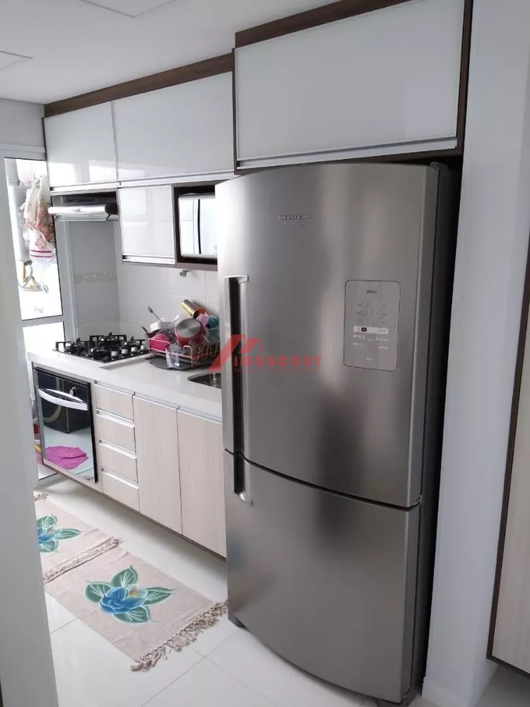 Apartamento à venda com 2 quartos, 45m² - Foto 9