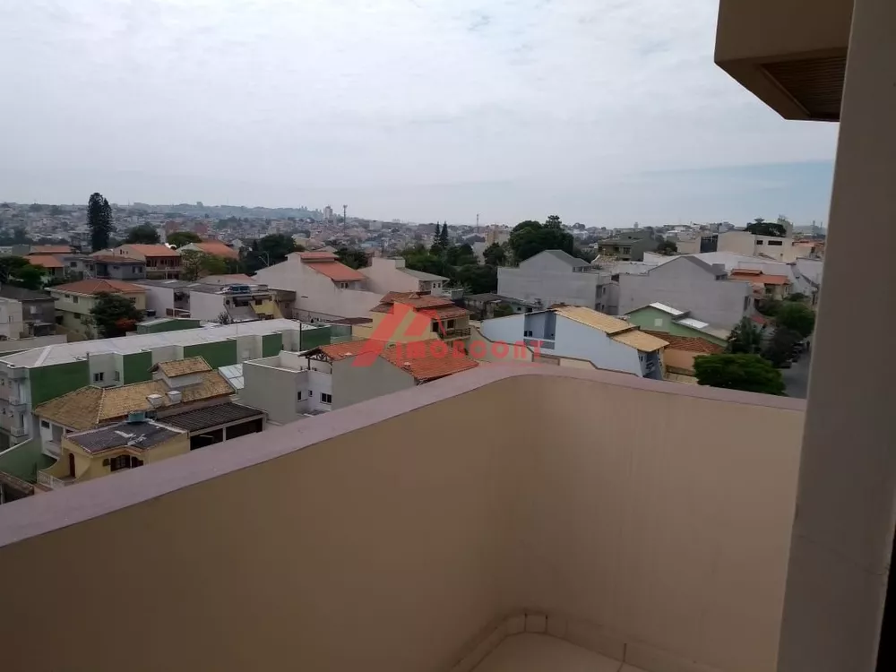 Apartamento à venda com 3 quartos, 140m² - Foto 1