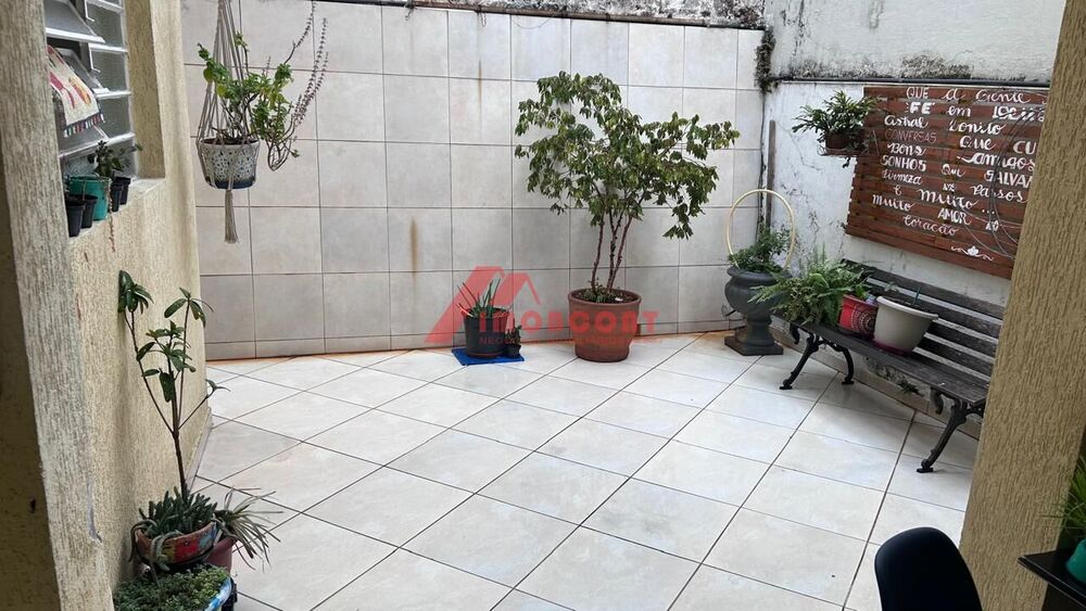 Sobrado, 3 quartos, 230 m² - Foto 1