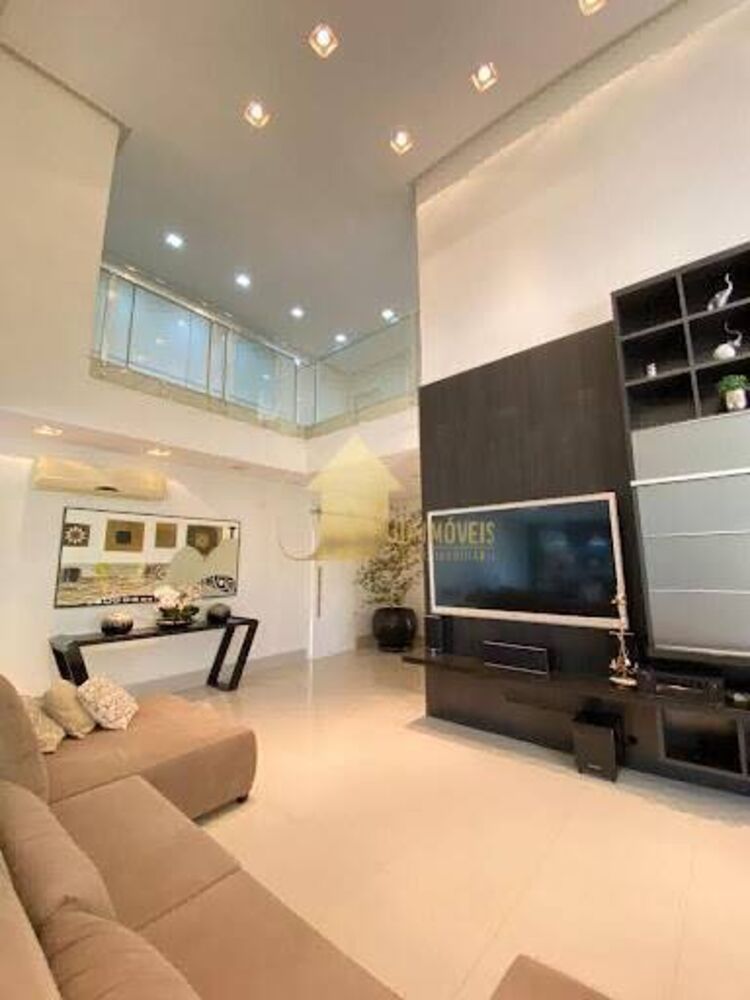 Sobrado à venda com 5 quartos, 821m² - Foto 1