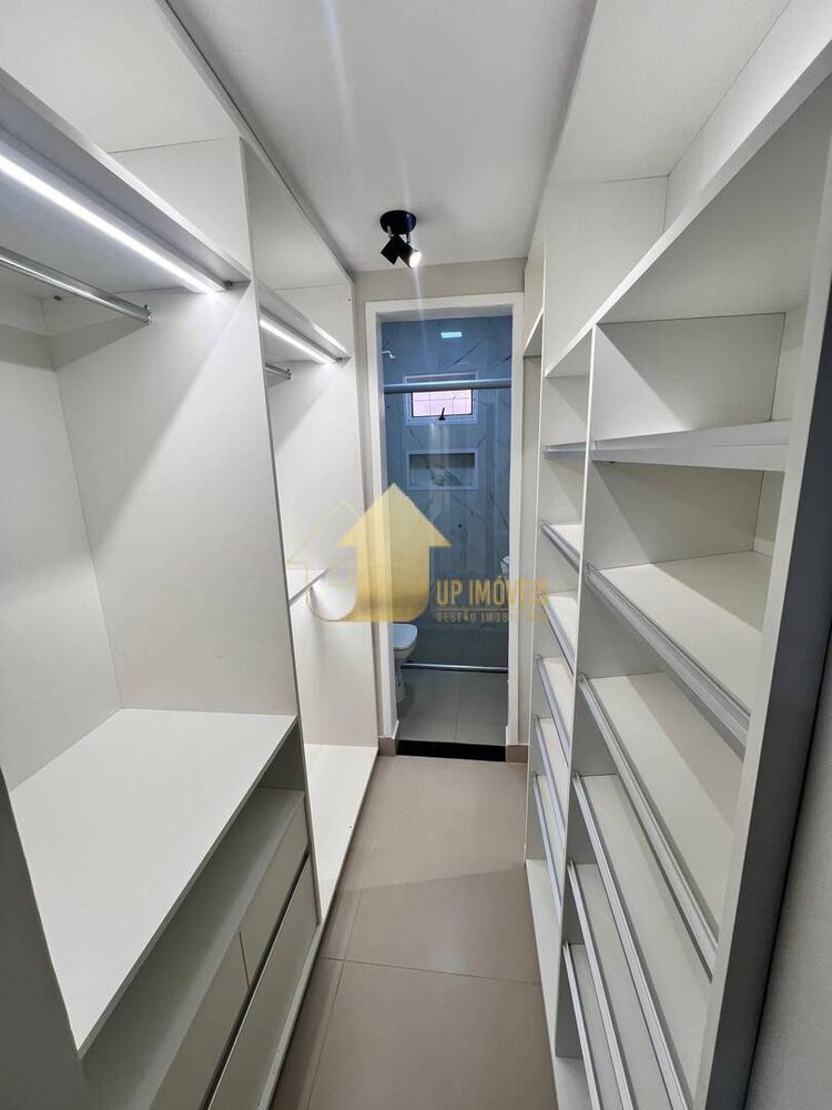 Casa de Condomínio à venda com 3 quartos, 127m² - Foto 1