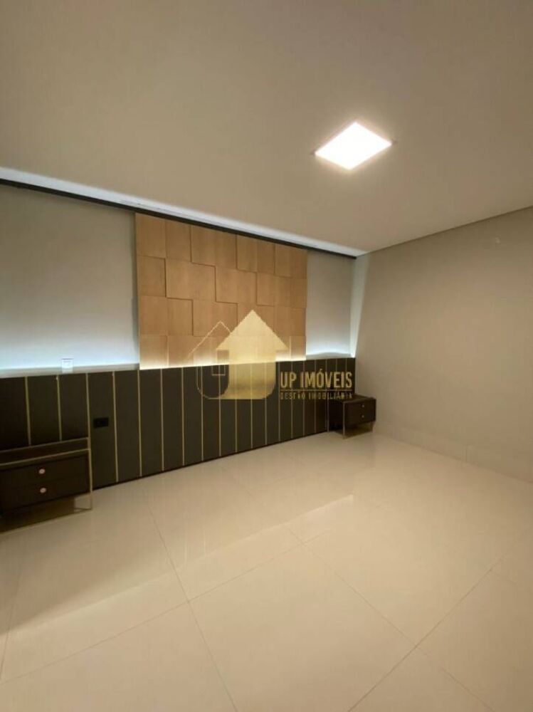 Sobrado à venda com 4 quartos, 372m² - Foto 3