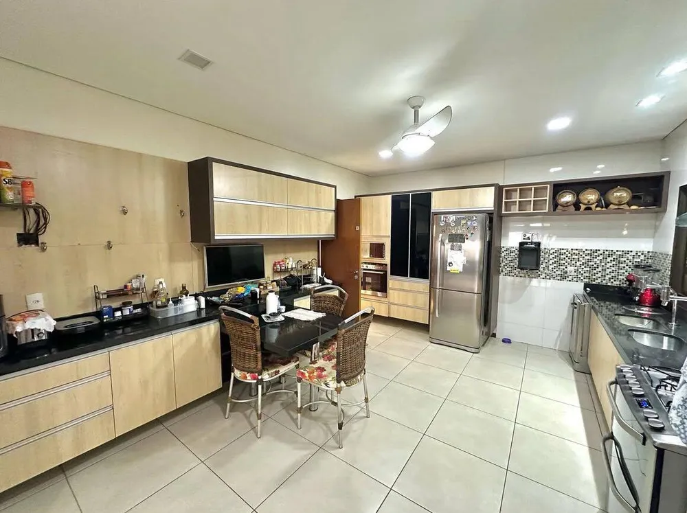Sobrado, 4 quartos, 350 m² - Foto 6