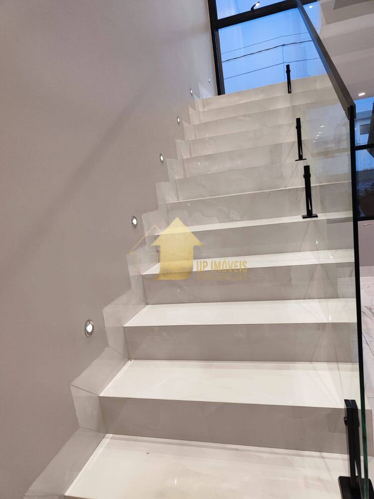 Sobrado à venda com 3 quartos, 200m² - Foto 3