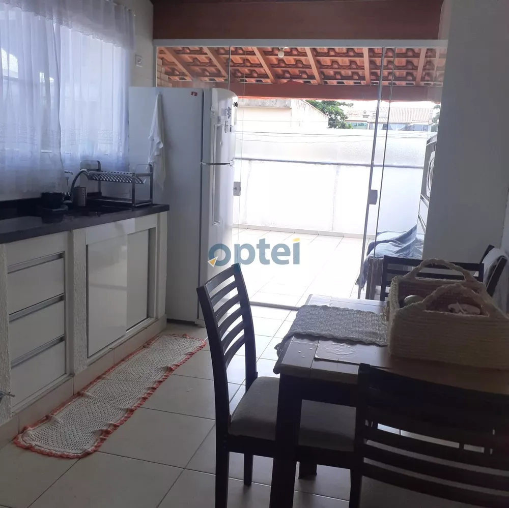 Cobertura à venda com 2 quartos, 100m² - Foto 1