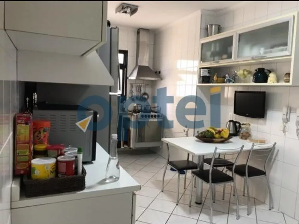 Apartamento à venda com 3 quartos, 130m² - Foto 4