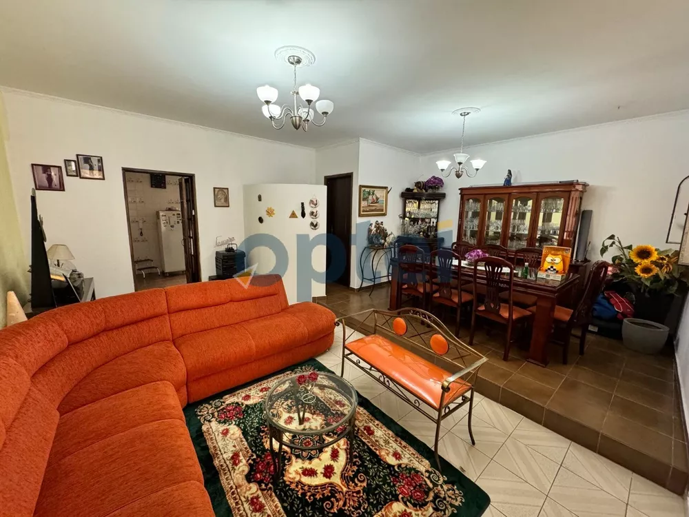 Casa, 3 quartos, 270 m² - Foto 1