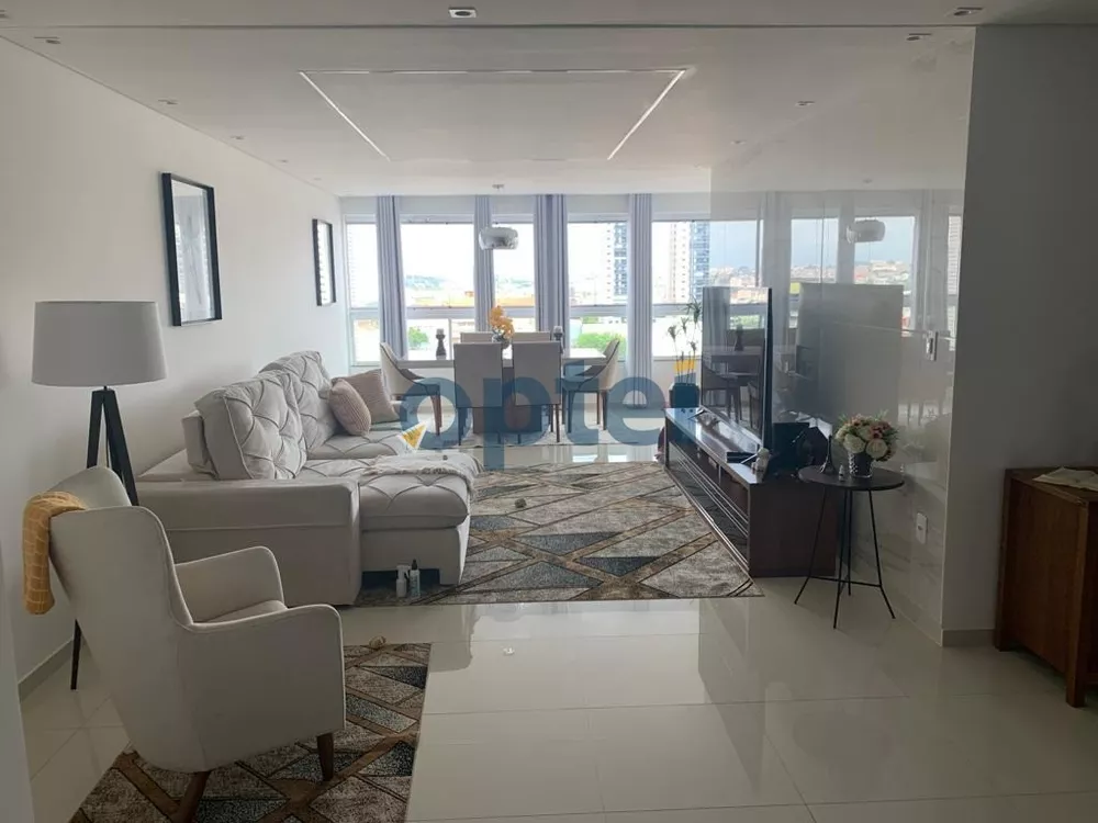 Apartamento, 3 quartos, 150 m² - Foto 1