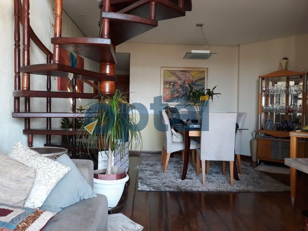 Cobertura, 3 quartos, 180 m² - Foto 1