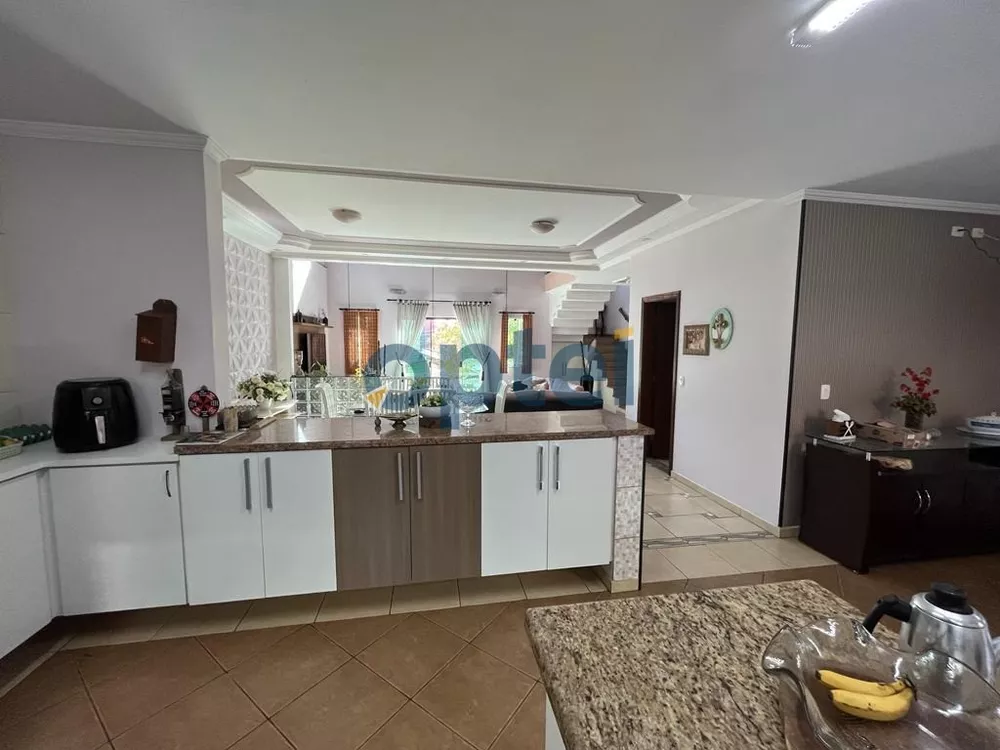 Sobrado à venda com 3 quartos, 289m² - Foto 11