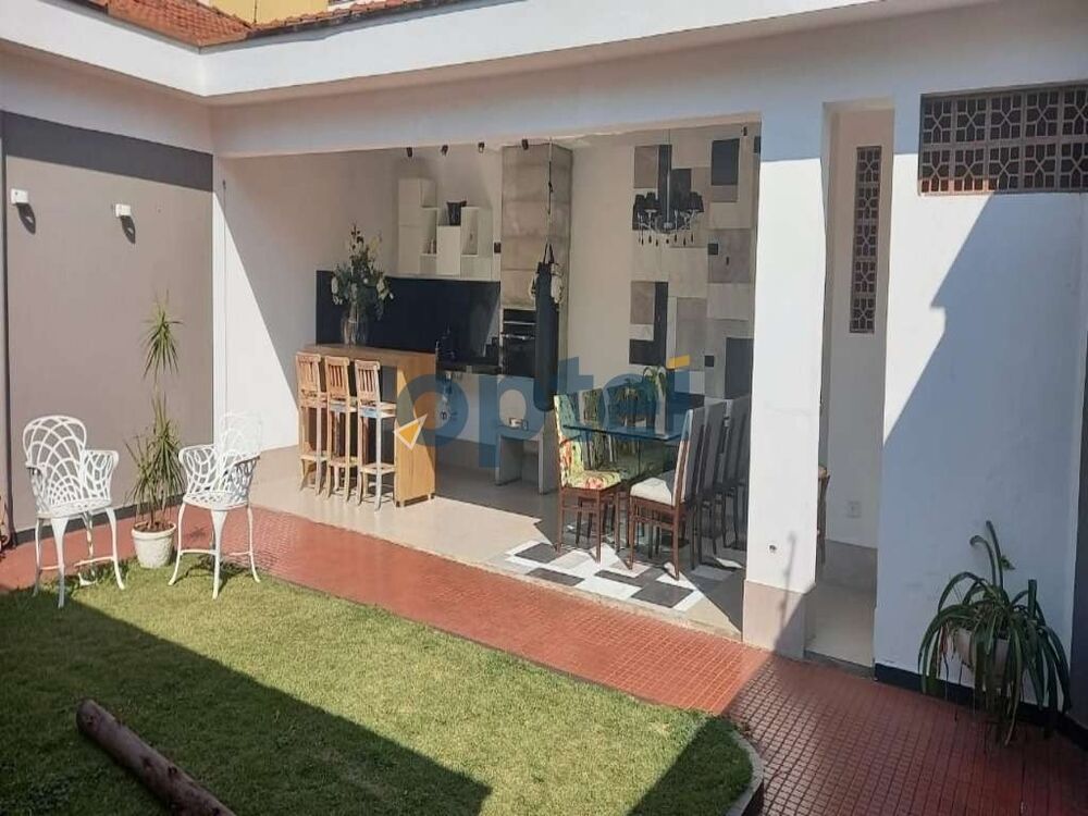 Casa, 3 quartos, 210 m² - Foto 3