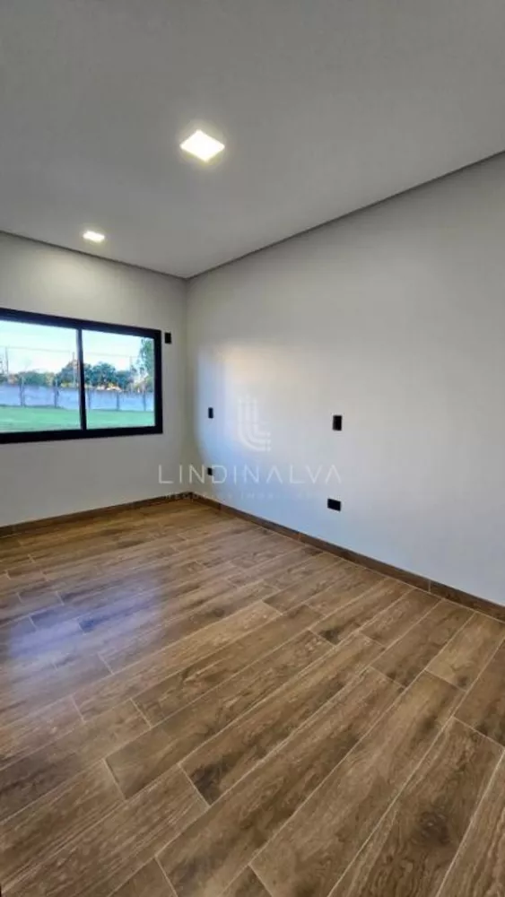 Casa de Condomínio à venda com 1 quarto, 450m² - Foto 2