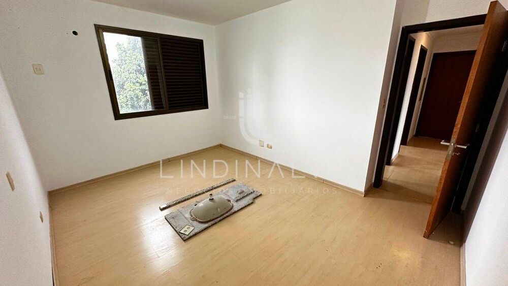 Apartamento à venda com 2 quartos, 127m² - Foto 5