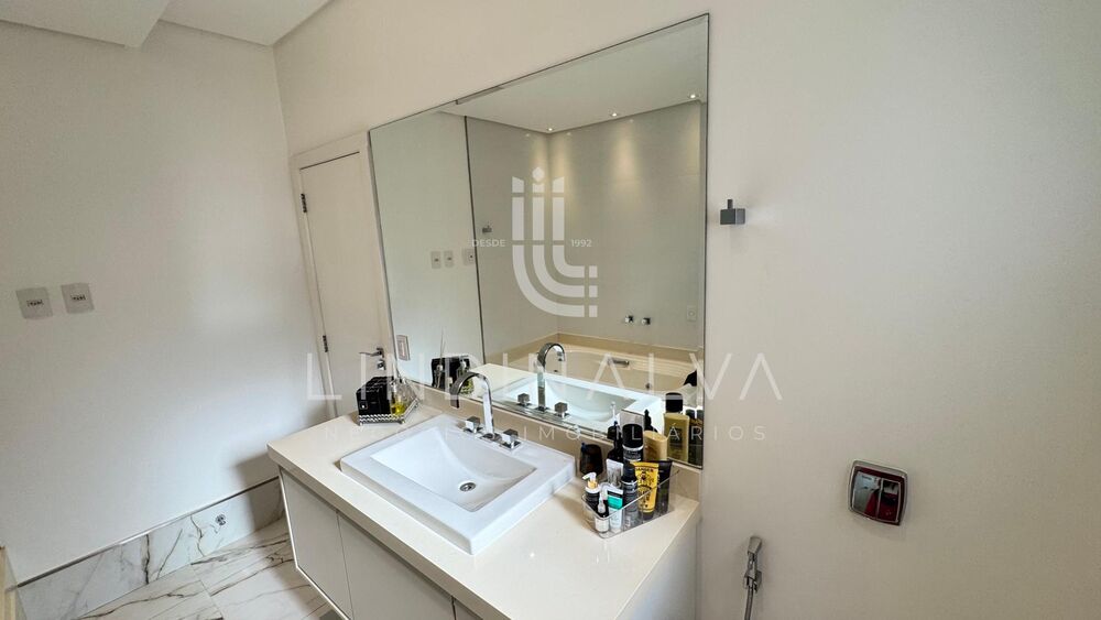 Casa de Condomínio à venda com 3 quartos, 256m² - Foto 6