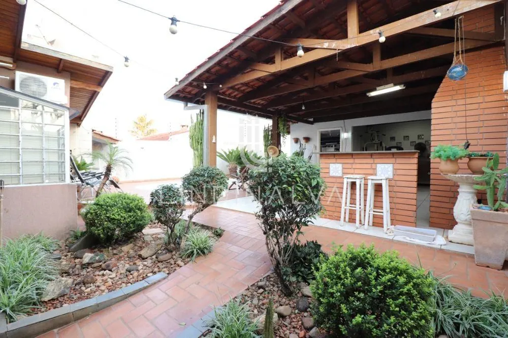 Casa, 2 quartos, 302 m² - Foto 15