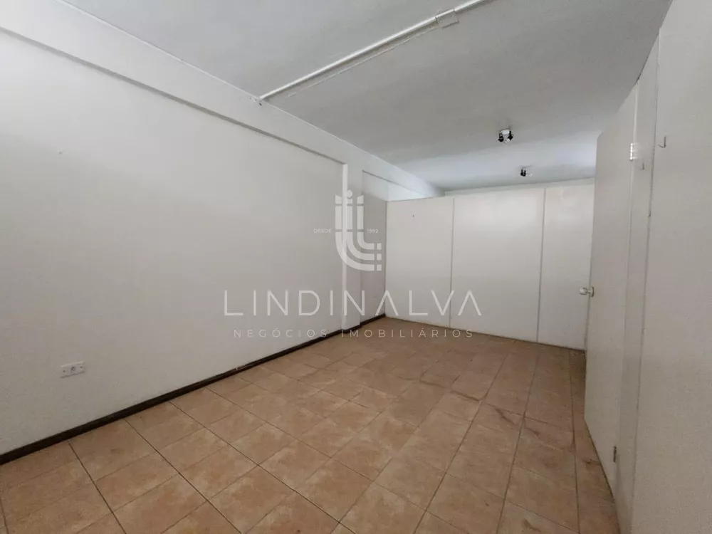 Apartamento para alugar com 1 quarto, 60m² - Foto 5