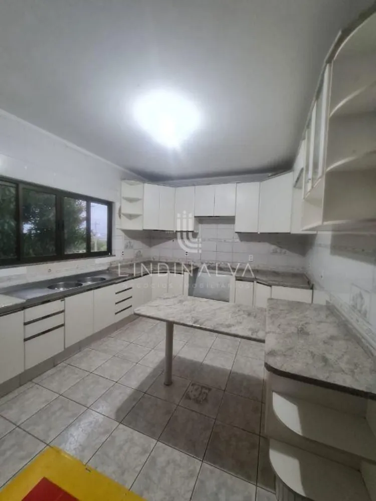 Sobrado, 3 quartos, 649 m² - Foto 3