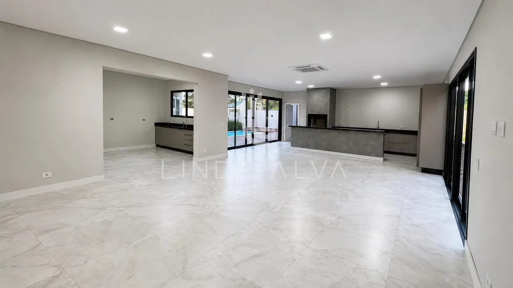 Sobrado, 5 quartos, 540 m² - Foto 1