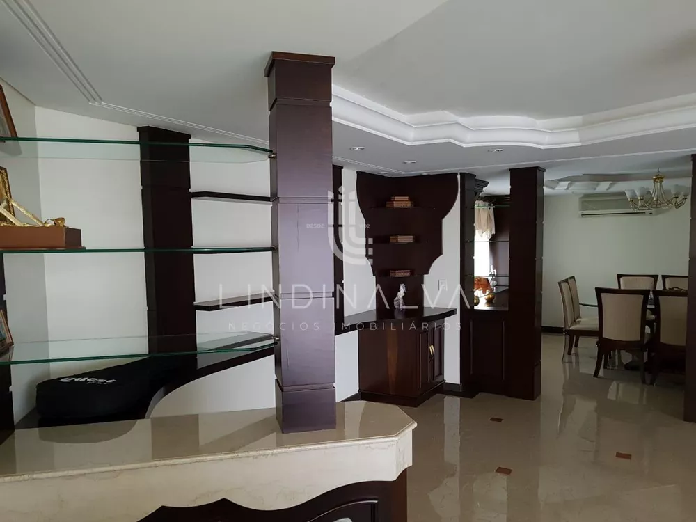 Apartamento à venda com 4 quartos, 394m² - Foto 2