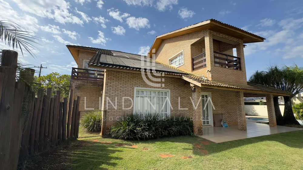 Sobrado, 2 quartos, 750 m² - Foto 1