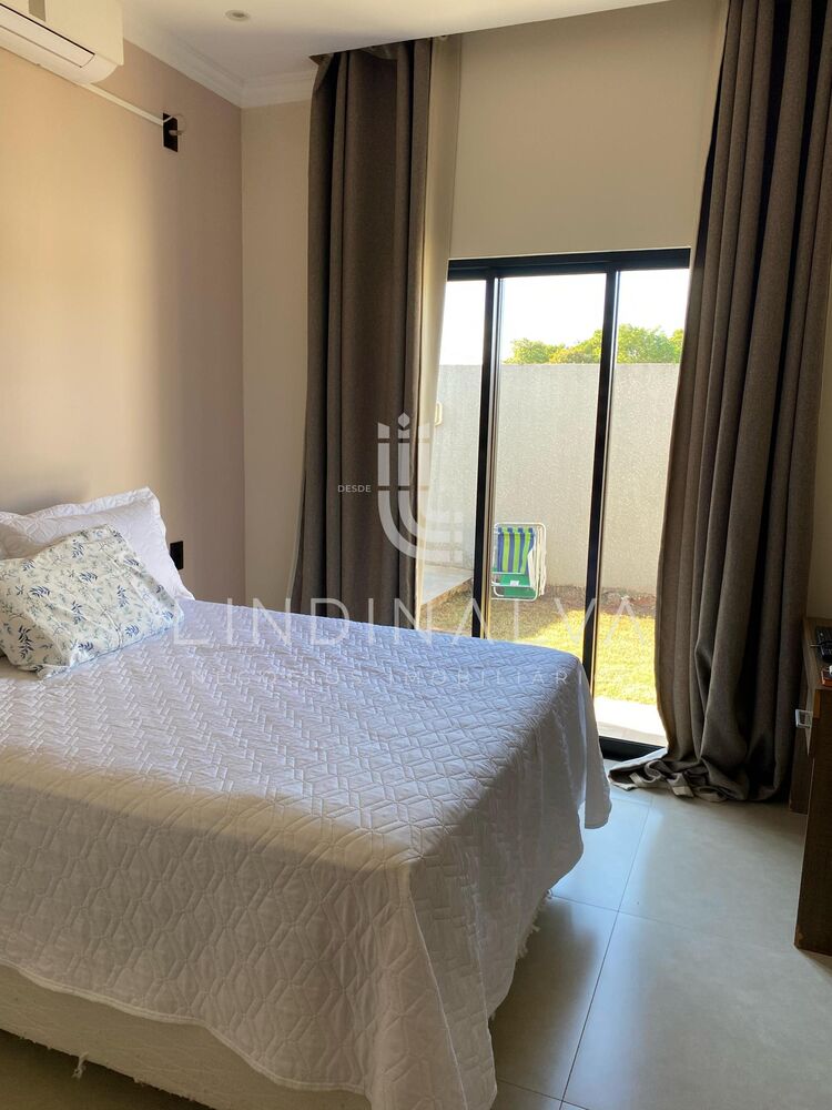 Casa à venda com 1 quarto, 200m² - Foto 2
