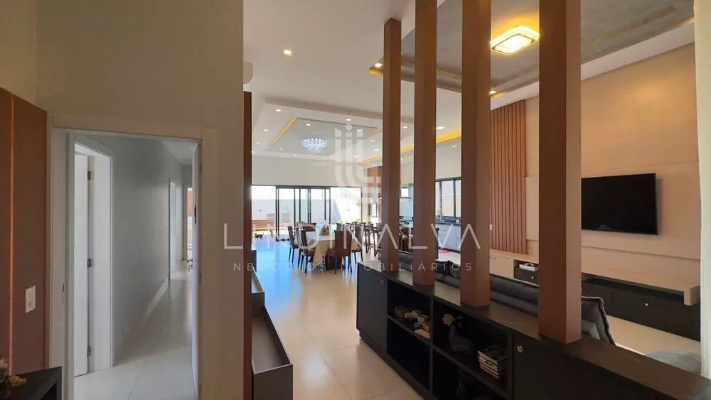 Casa à venda com 3 quartos, 450m² - Foto 3