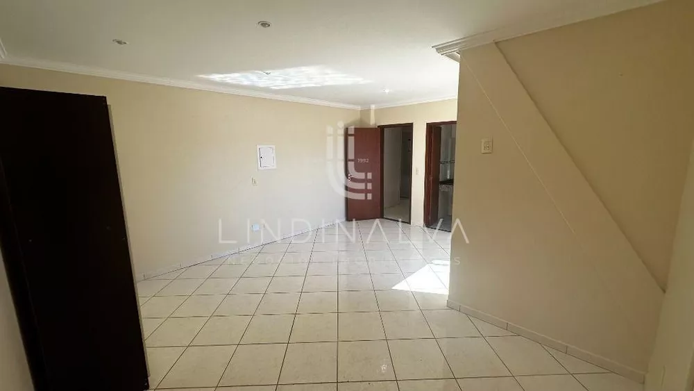 Apartamento para alugar com 2 quartos, 200m² - Foto 2