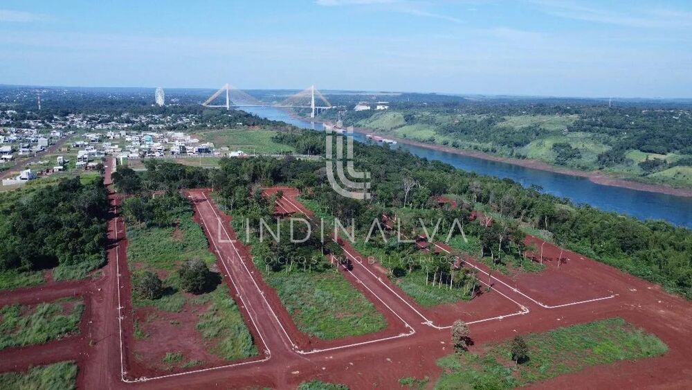 Terreno à venda, 200m² - Foto 1