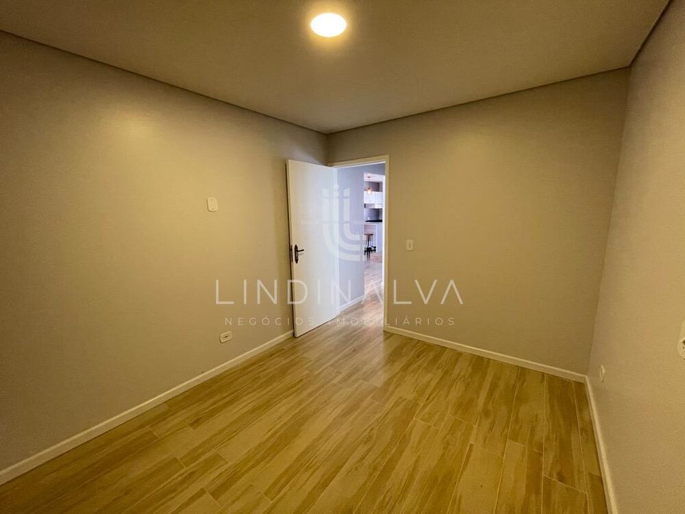Casa à venda com 2 quartos, 121m² - Foto 6