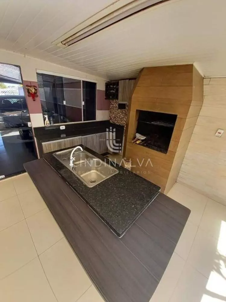 Casa à venda com 3 quartos, 200m² - Foto 4