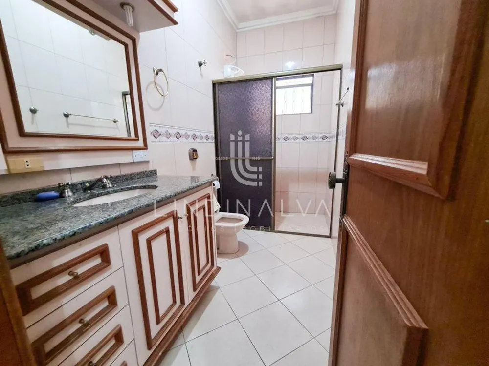 Casa, 3 quartos, 215 m² - Foto 9