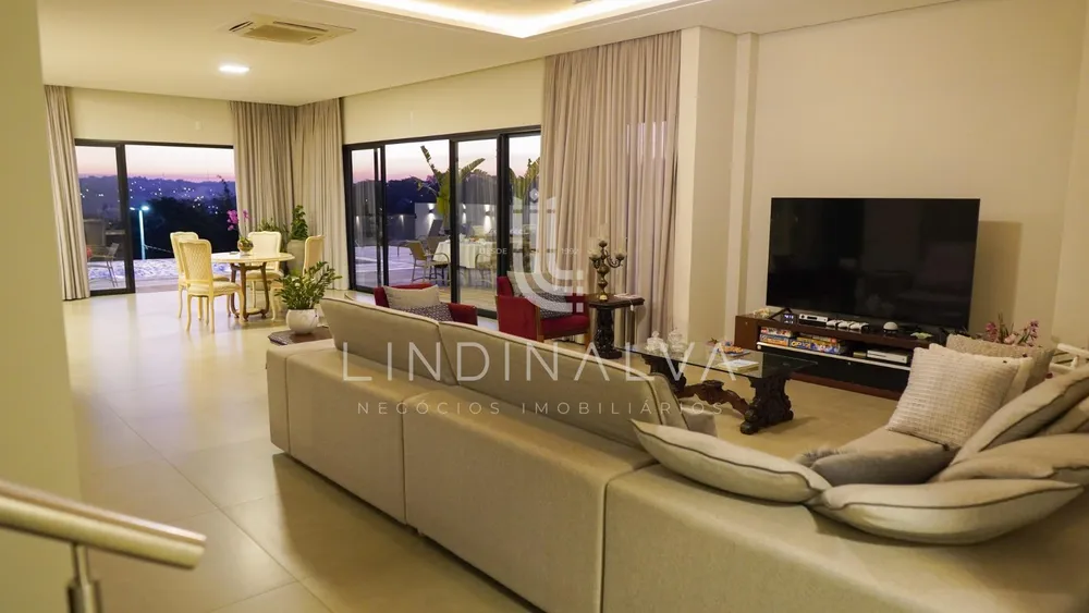 Sobrado, 4 quartos, 700 m² - Foto 1
