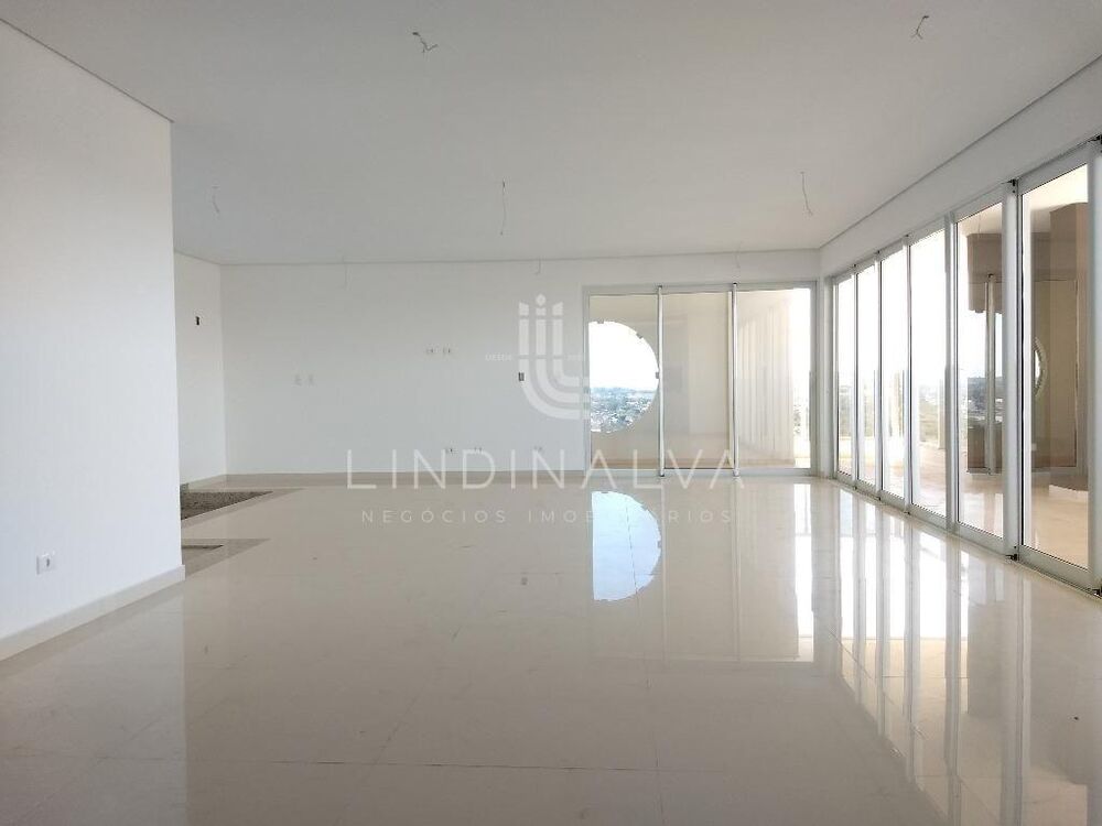 Apartamento à venda com 4 quartos, 289m² - Foto 2